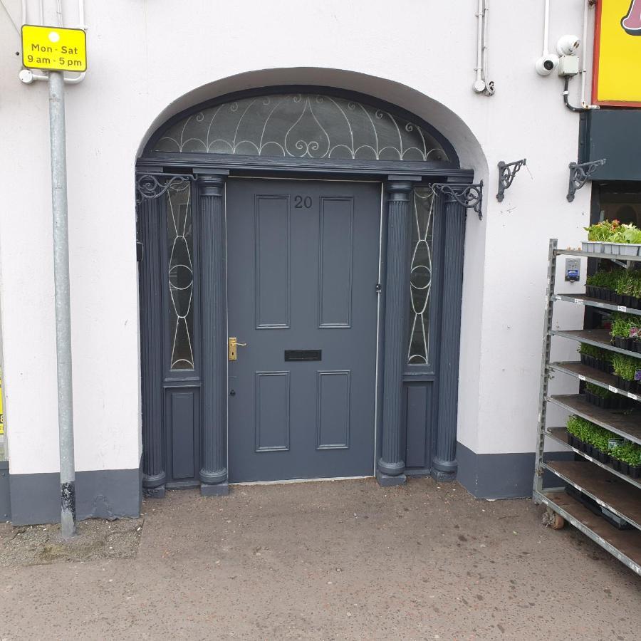 3 Bedroom Apartment, Ballymena, The Wee Stop Gap Exterior foto